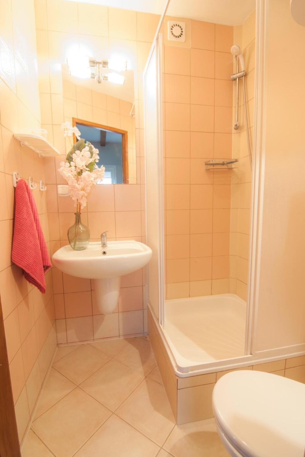 אוסטרוני מורסקי Wynajem Apartamentow I Pokoi. מראה חיצוני תמונה