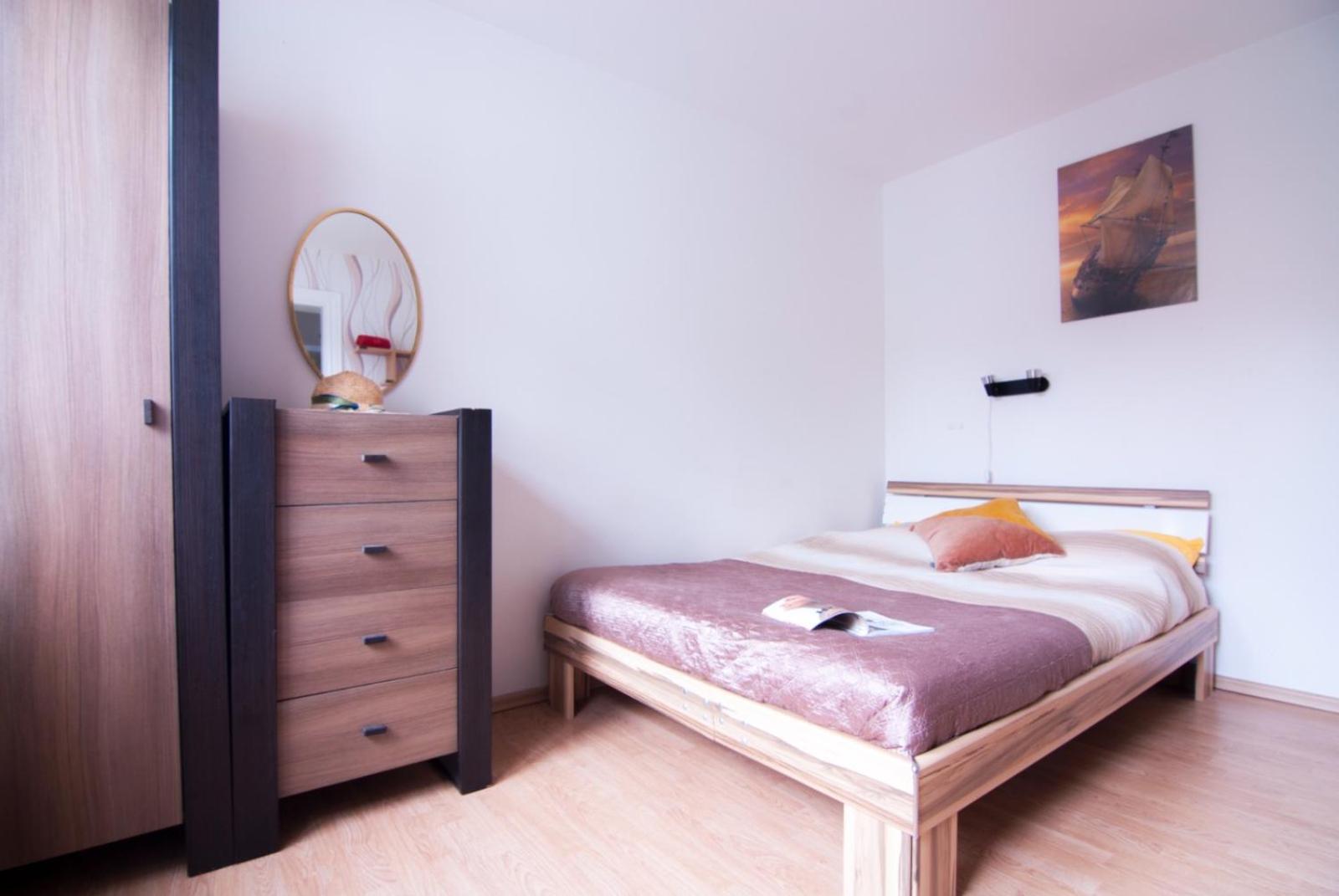 אוסטרוני מורסקי Wynajem Apartamentow I Pokoi. מראה חיצוני תמונה